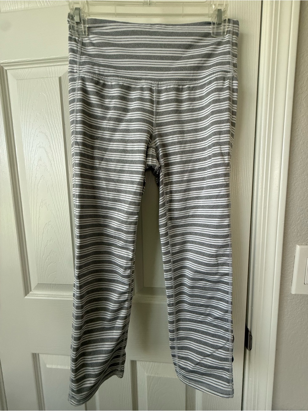 Athleta Gray & White Striped Leggings